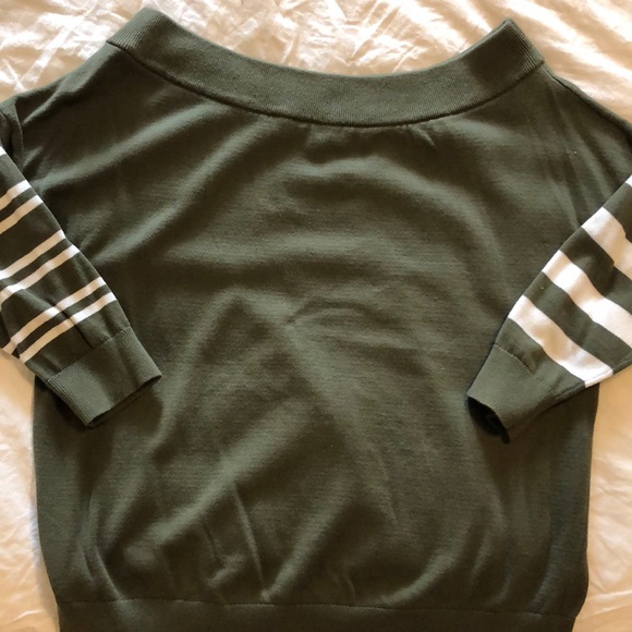 Olive green, 3/4 sleeve, sweater from Express, M - Picture 2 of 3